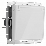 Розетка Werkel с заземлением, с защит. крышкой и шторками W1171241 4690389197338