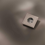 Накладка для розетки с заземлением, S70 Metal (платина) Voltum VLSM000610