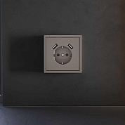 Накладка для розетки с заземлением и защитными шторками, с USB A+A, S70 (капучино) Voltum VLS000914